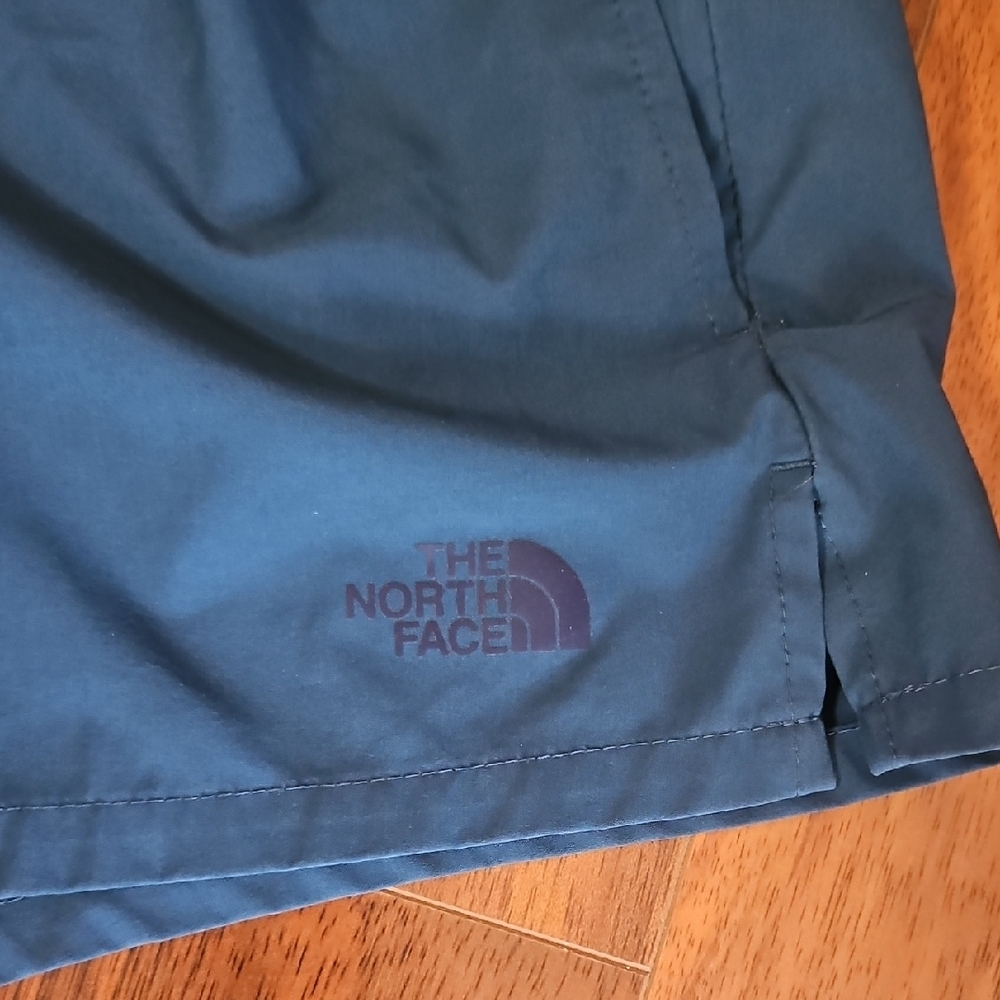The North Face Blue Wander Shorts w/ Pockets - Picture 2 of 7